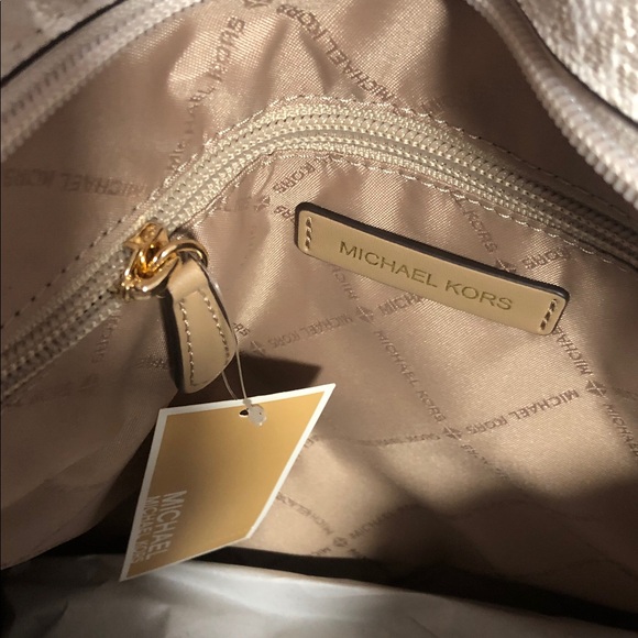 New Michael Kors Cream and Gold Large Tote Bag - Picture 10 of 14